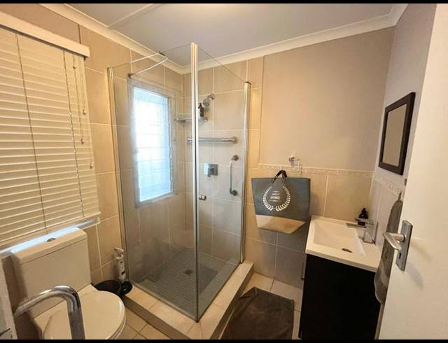 3 BEDROOM TOWNHOUSE FOR SALE IN ZINKWAZI